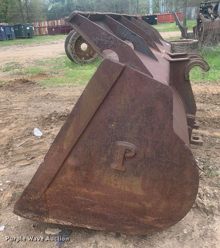image for item LI9120 Pemberton 18584 MEGA2503-GRB  107" L bucket