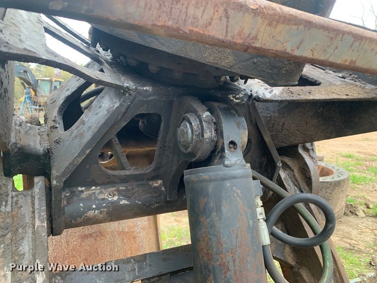 image for item LI9121 Rotobec 115.C.B19.N3.5  scrap grapple