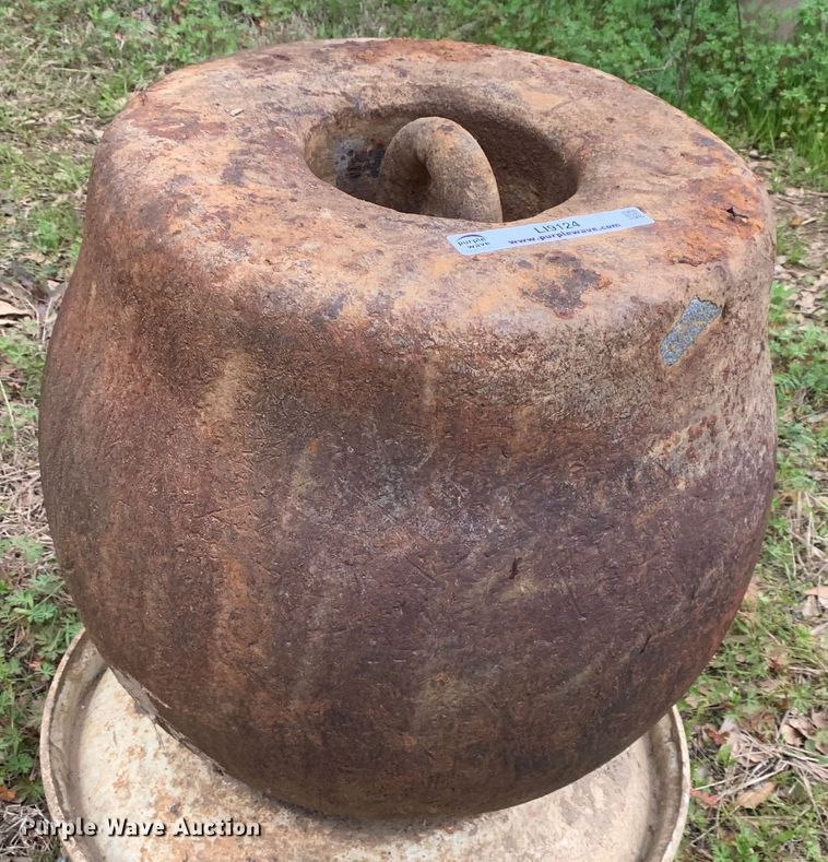 image for item LI9124 Wrecking ball