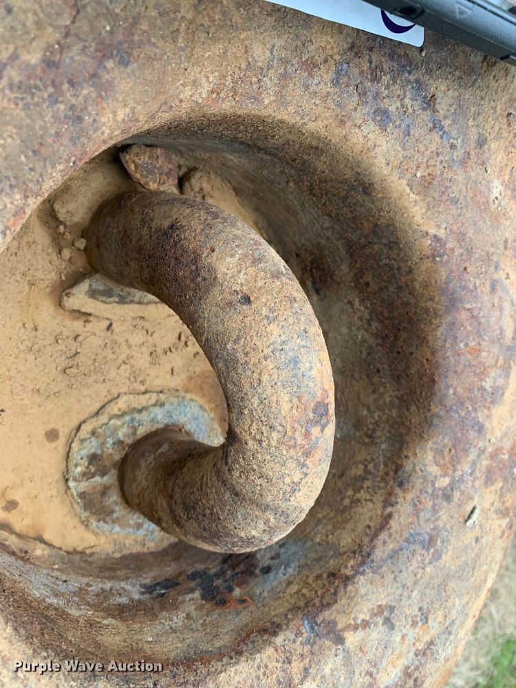 image for item LI9124 Wrecking ball