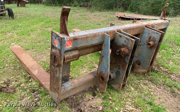 image for item LI9127 Mah  71" L forks