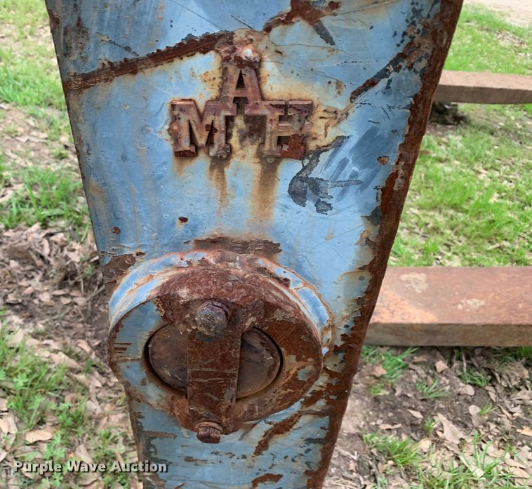 image for item LI9127 Mah  71" L forks