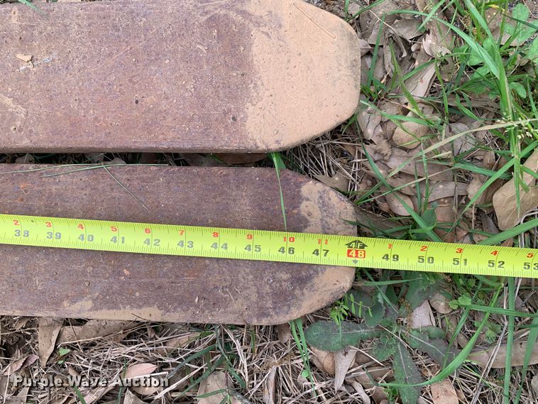 image for item LI9128 Caterpillar  48" L forks