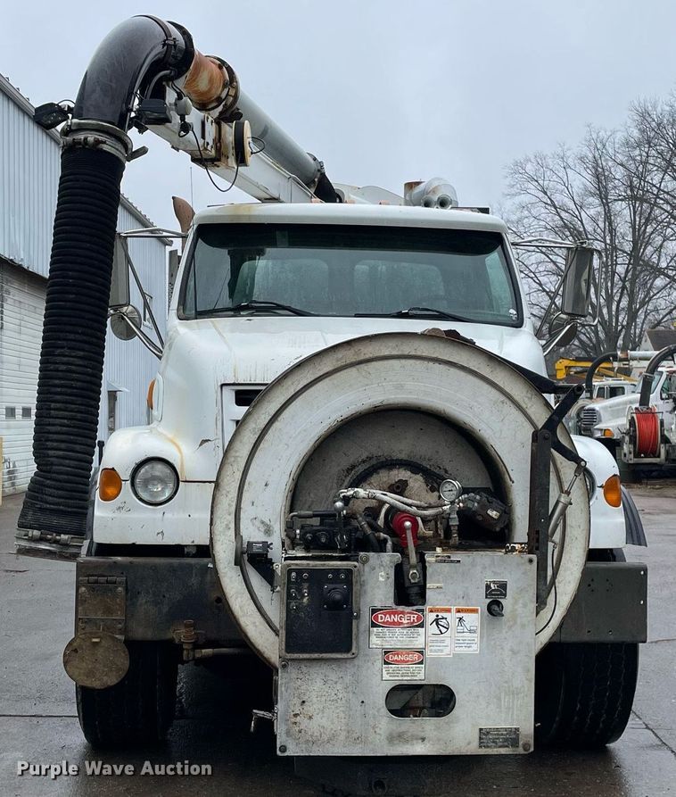 image for item LJ9559 2003 Sterling LT7500  sewer jetter truck
