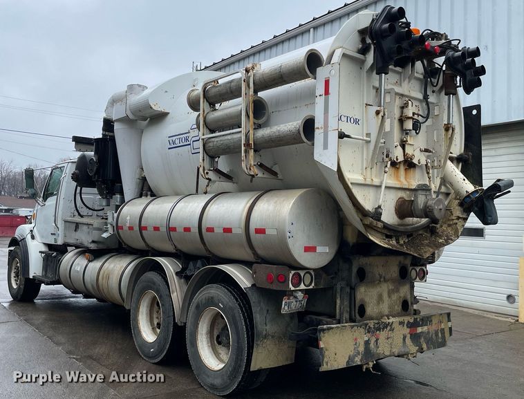 image for item LJ9559 2003 Sterling LT7500  sewer jetter truck