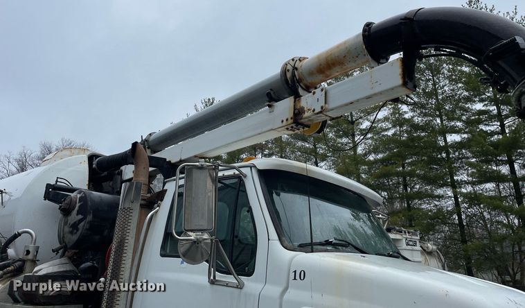 image for item LJ9559 2003 Sterling LT7500  sewer jetter truck