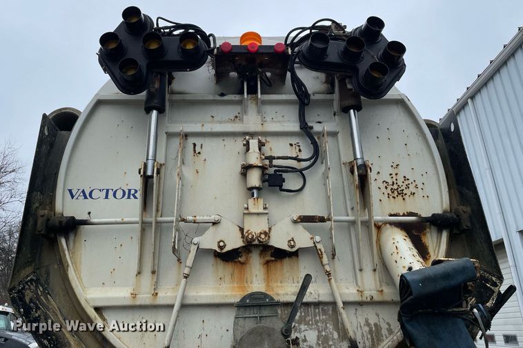 image for item LJ9559 2003 Sterling LT7500  sewer jetter truck