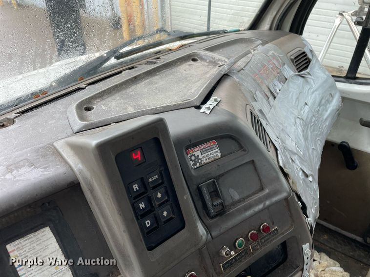 image for item LJ9559 2003 Sterling LT7500  sewer jetter truck