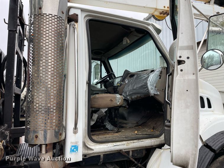 image for item LJ9559 2003 Sterling LT7500  sewer jetter truck