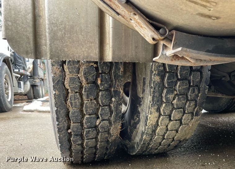 image for item LJ9559 2003 Sterling LT7500  sewer jetter truck