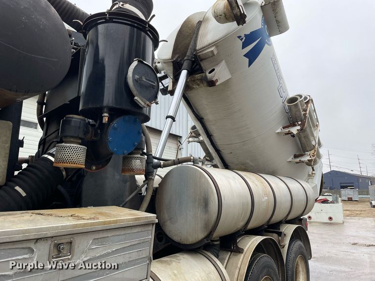 image for item LJ9561 2003 Sterling LT7500  sewer jetter truck