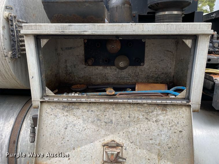 image for item LJ9561 2003 Sterling LT7500  sewer jetter truck