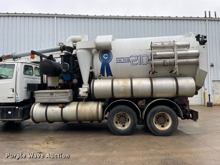 image for item LJ9561 2003 Sterling LT7500  sewer jetter truck