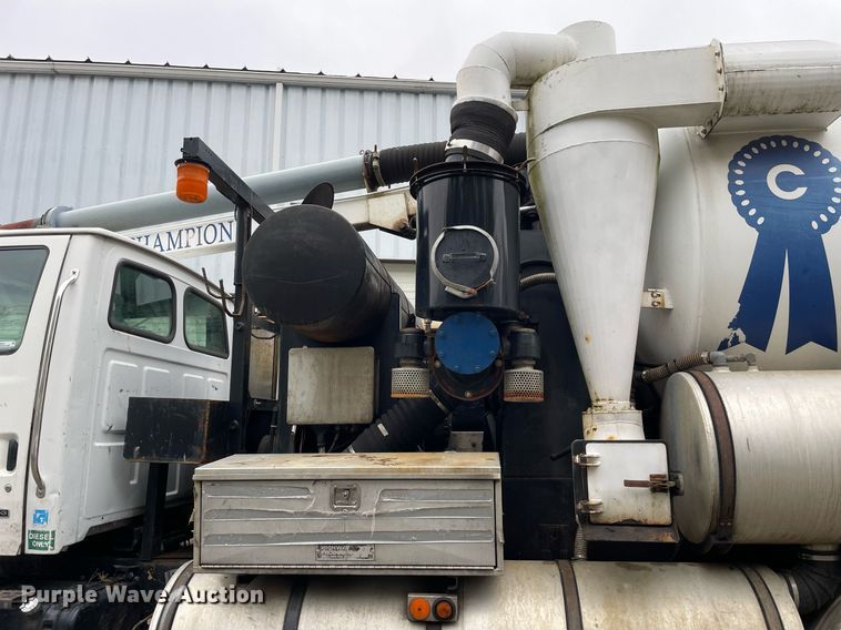 image for item LJ9561 2003 Sterling LT7500  sewer jetter truck