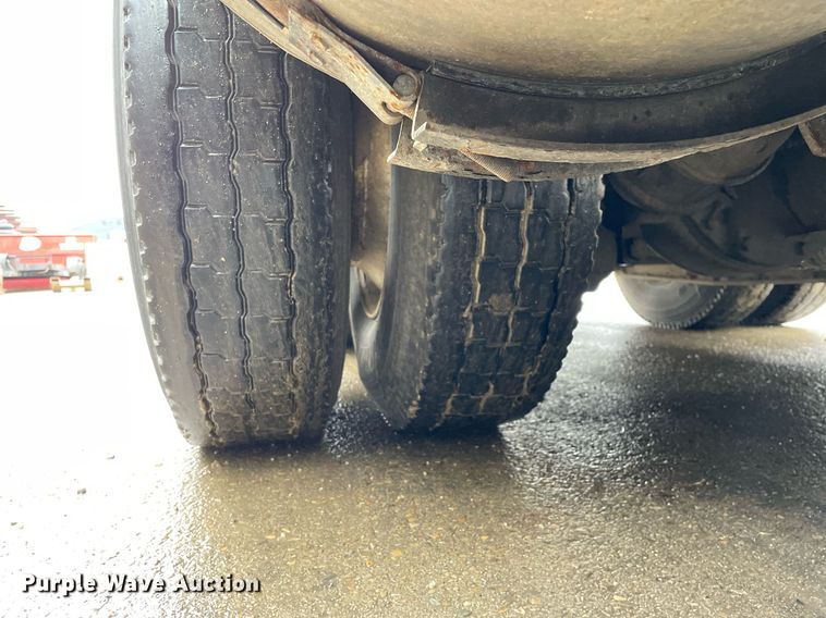 image for item LJ9561 2003 Sterling LT7500  sewer jetter truck