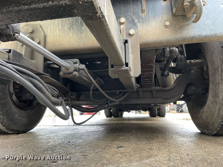 image for item LJ9561 2003 Sterling LT7500  sewer jetter truck