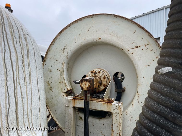 image for item LJ9562 2000 Sterling LT7500  sewer jetter truck