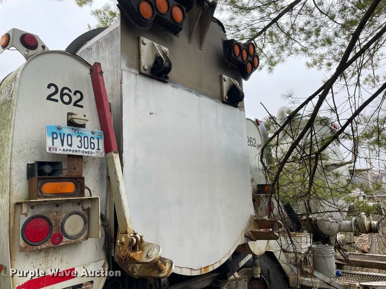 image for item LJ9562 2000 Sterling LT7500  sewer jetter truck