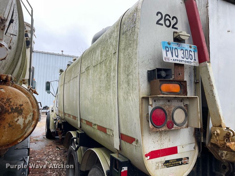 image for item LJ9562 2000 Sterling LT7500  sewer jetter truck