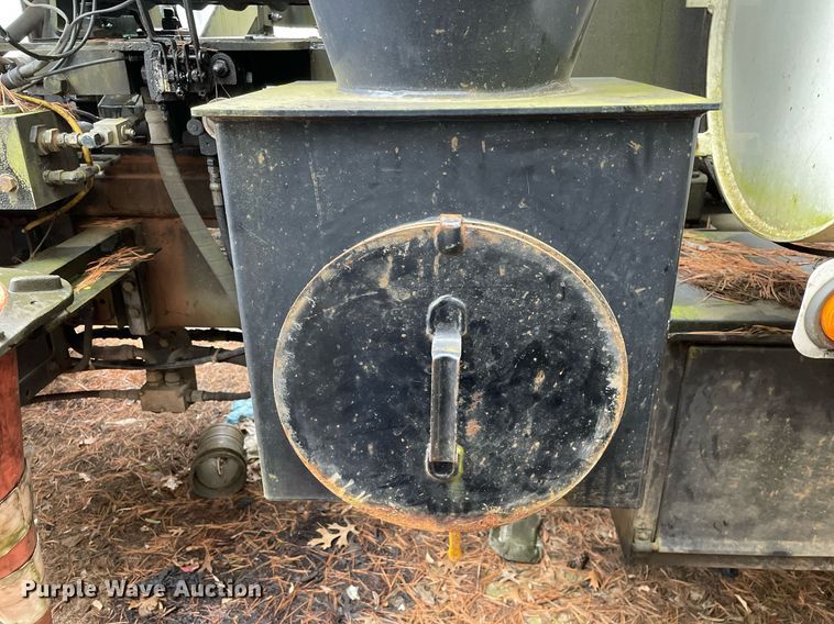 image for item LJ9562 2000 Sterling LT7500  sewer jetter truck