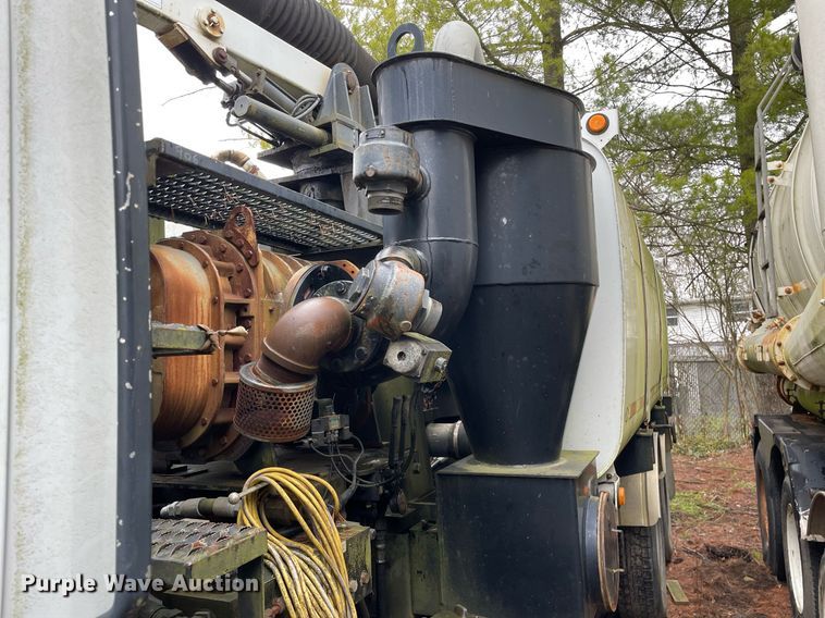 image for item LJ9562 2000 Sterling LT7500  sewer jetter truck