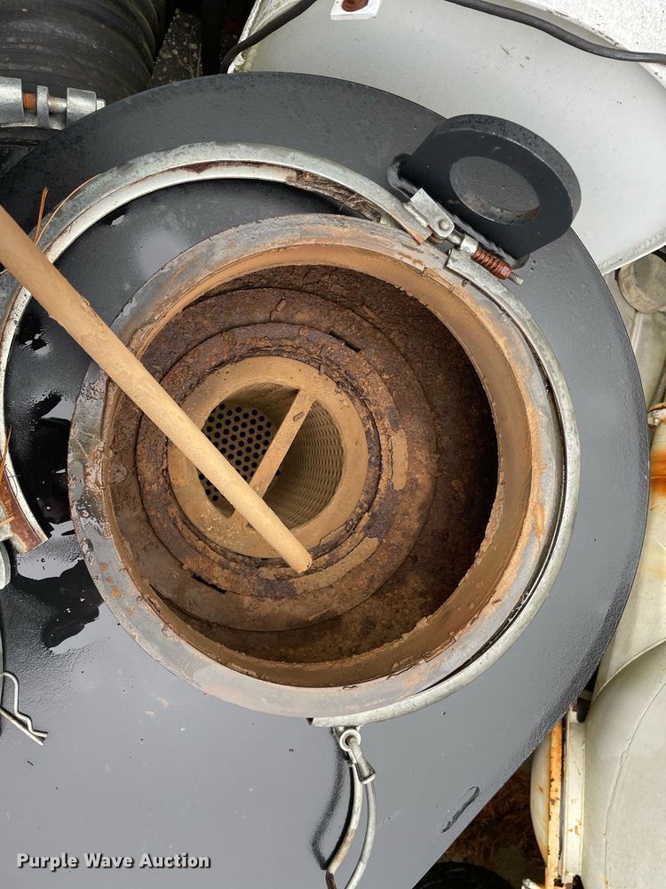 image for item LJ9562 2000 Sterling LT7500  sewer jetter truck