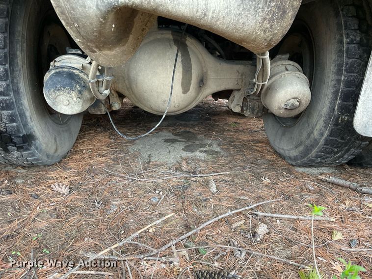 image for item LJ9562 2000 Sterling LT7500  sewer jetter truck