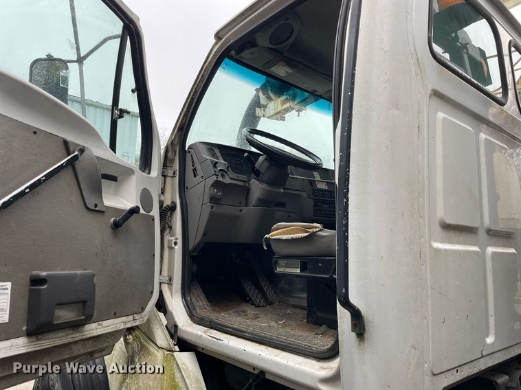 image for item LJ9562 2000 Sterling LT7500  sewer jetter truck