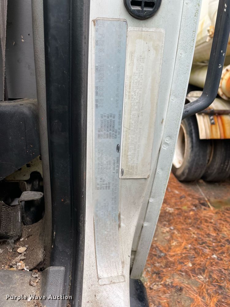 image for item LJ9562 2000 Sterling LT7500  sewer jetter truck