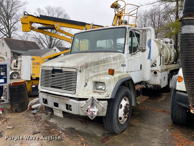 image for item LJ9563 1999 Freightliner FL80  sewer jetter truck