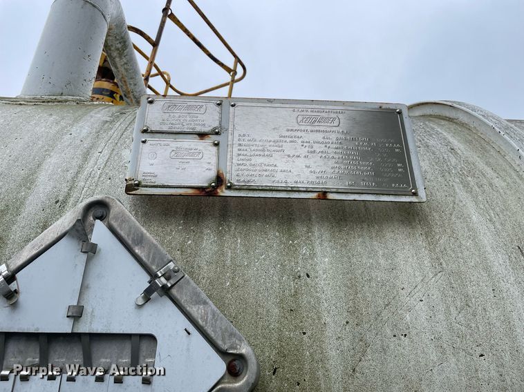 image for item LJ9563 1999 Freightliner FL80  sewer jetter truck