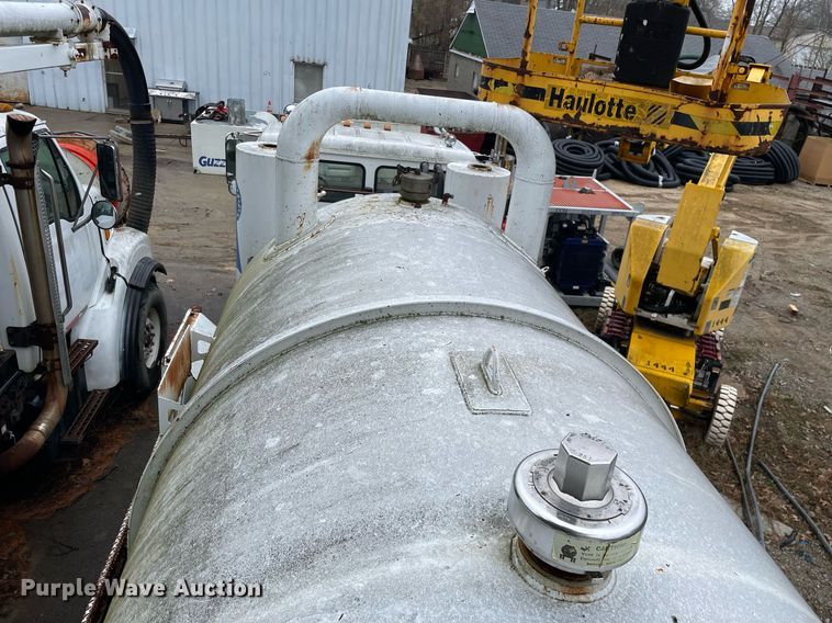 image for item LJ9563 1999 Freightliner FL80  sewer jetter truck