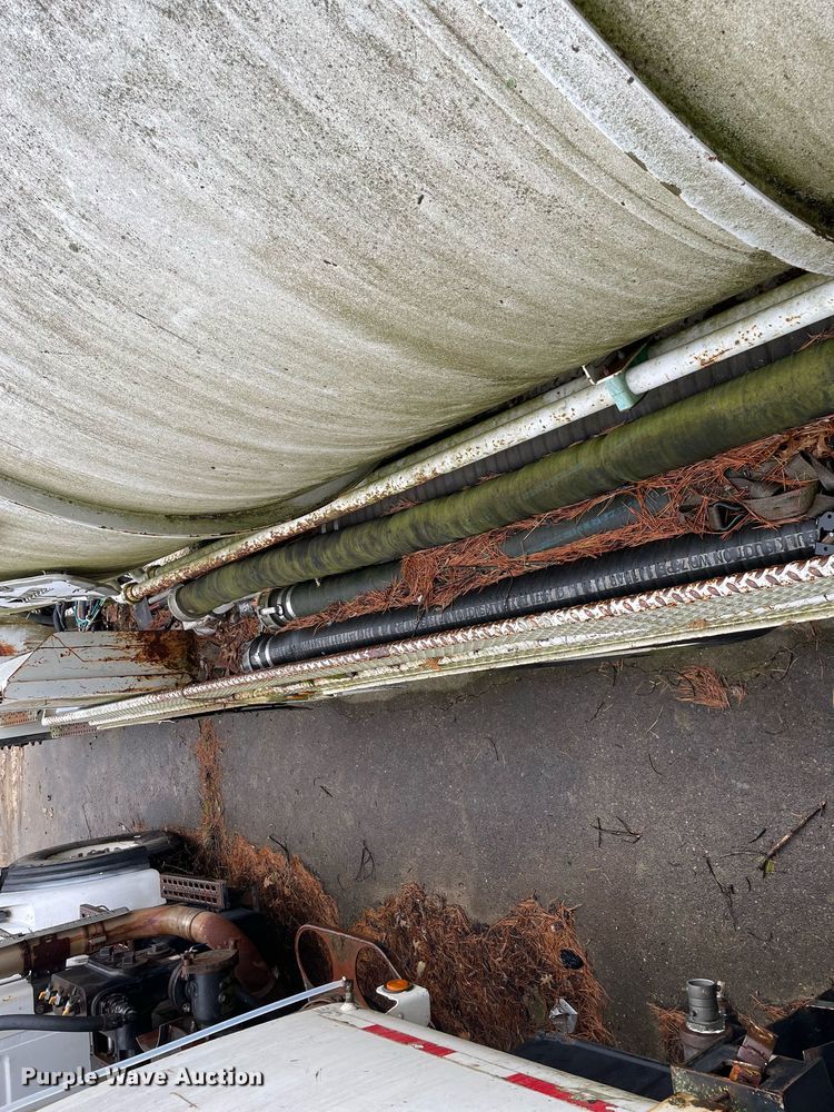 image for item LJ9563 1999 Freightliner FL80  sewer jetter truck