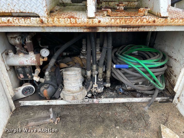 image for item LJ9563 1999 Freightliner FL80  sewer jetter truck
