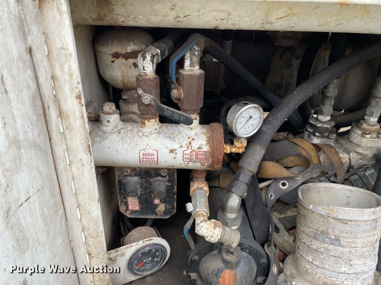 image for item LJ9563 1999 Freightliner FL80  sewer jetter truck