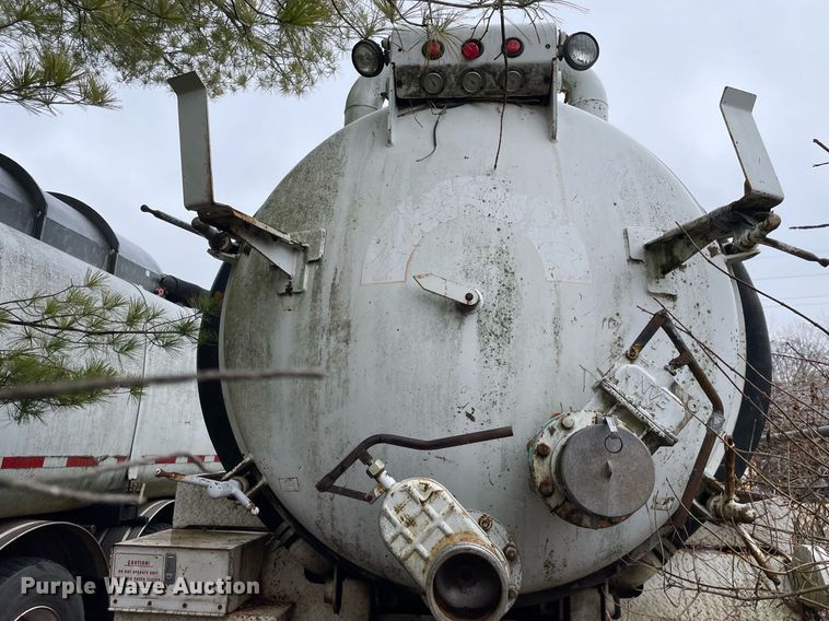 image for item LJ9563 1999 Freightliner FL80  sewer jetter truck