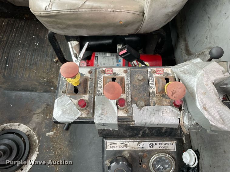 image for item LJ9563 1999 Freightliner FL80  sewer jetter truck