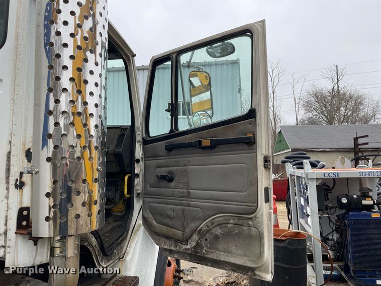 image for item LJ9563 1999 Freightliner FL80  sewer jetter truck