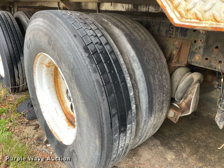 image for item LJ9563 1999 Freightliner FL80  sewer jetter truck