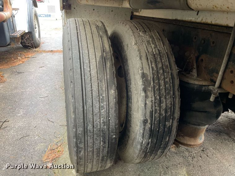 image for item LJ9563 1999 Freightliner FL80  sewer jetter truck