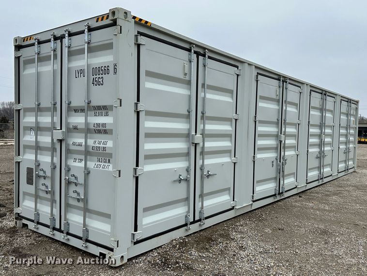 image for item LN9117 2022  40' L shipping container