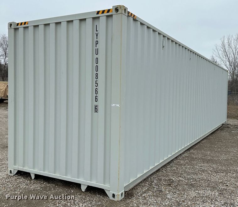 image for item LN9117 2022  40' L shipping container