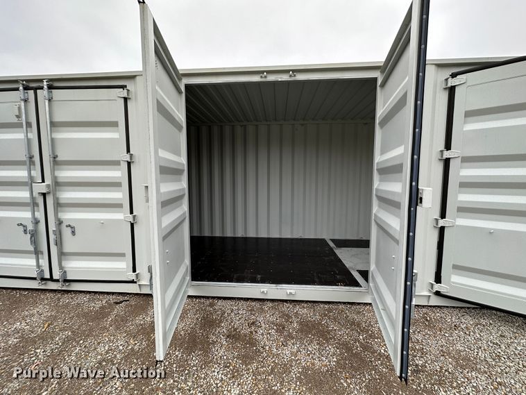 image for item LN9117 2022  40' L shipping container