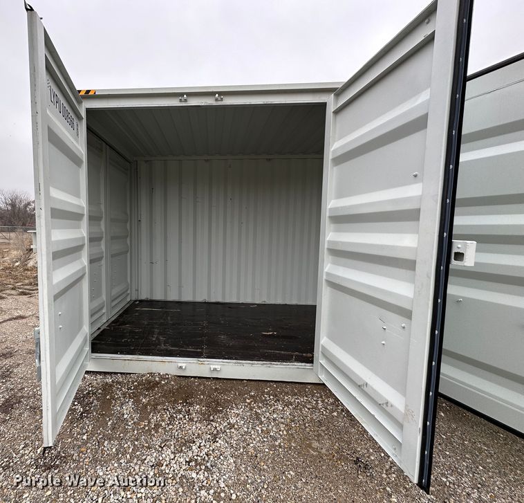 image for item LN9117 2022  40' L shipping container