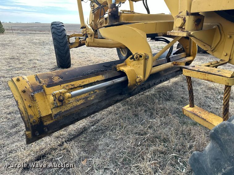 image for item LN9289 1976 Huber F-1500M  rigid frame motor grader