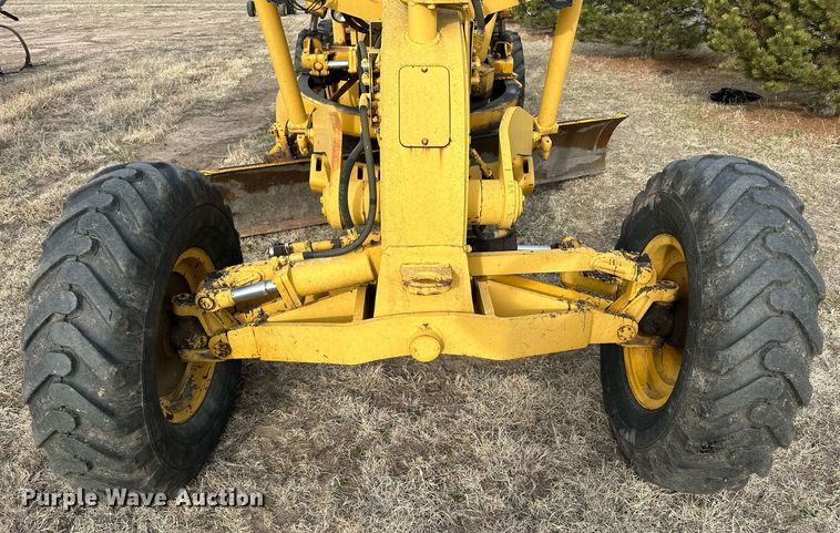 image for item LN9289 1976 Huber F-1500M  rigid frame motor grader