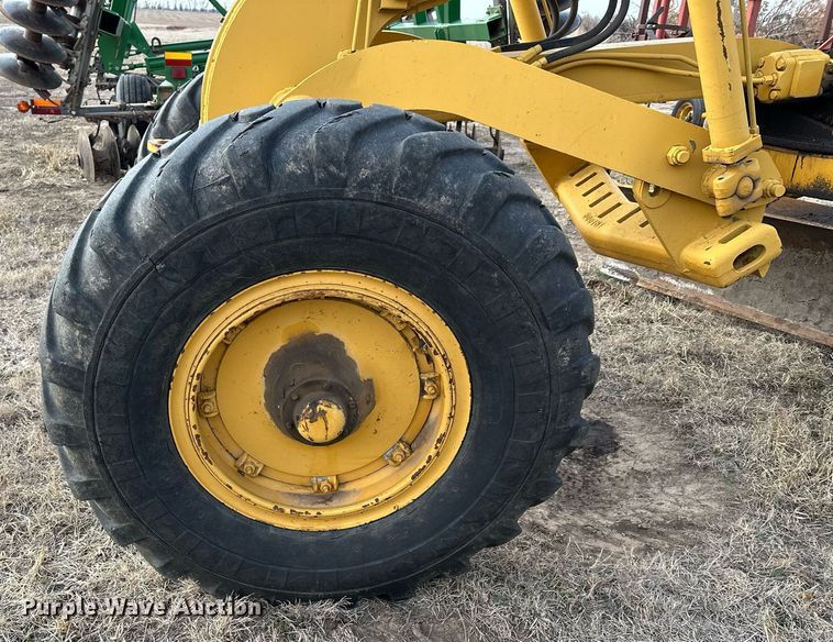 image for item LN9289 1976 Huber F-1500M  rigid frame motor grader