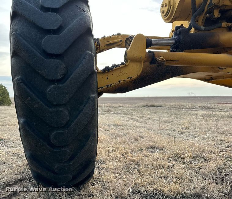 image for item LN9289 1976 Huber F-1500M  rigid frame motor grader