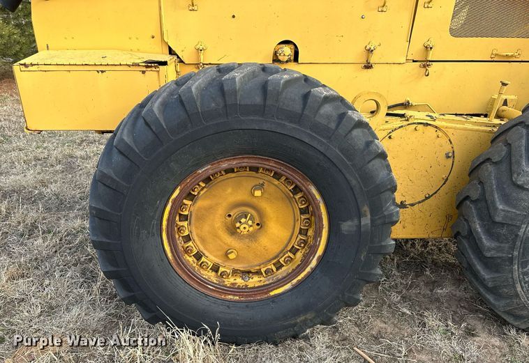 image for item LN9289 1976 Huber F-1500M  rigid frame motor grader