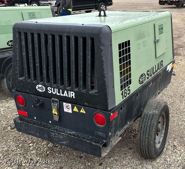 image for item LN9299 Sullair 185DPQ  air compressor